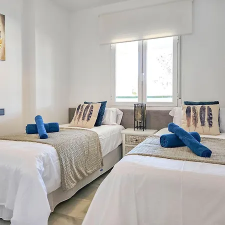 Apartment Modern 3 Bedroom In Puerto Banus