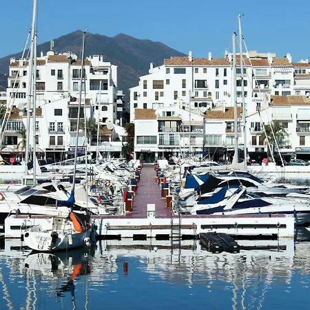 Apartment Modern 3 Bedroom In Puerto Banus