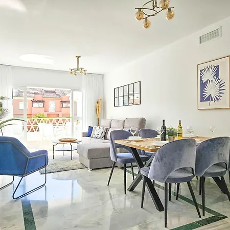 Modern 3 Bedroom In Puerto Banus Apartment Marbella