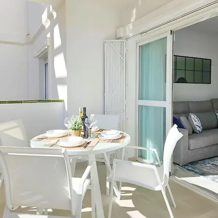 Apartment Modern 3 Bedroom In Puerto Banus Marbella