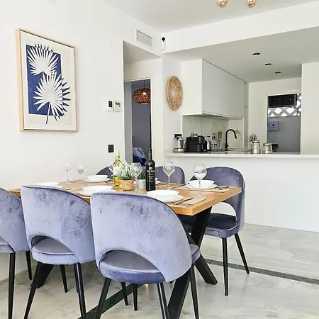 Modern 3 Bedroom In Puerto Banus Apartment Marbella